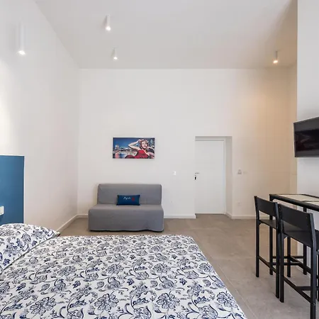 Nefelu Πανσιόν 3*