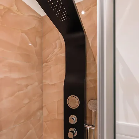 Πανσιόν Nefelu 3*